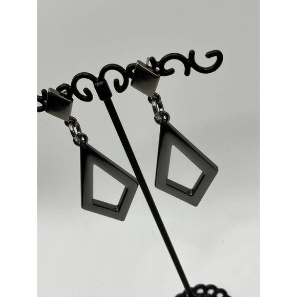 Geometric Drop Steel Gray Metal Earrings! - Picture 5 of 8